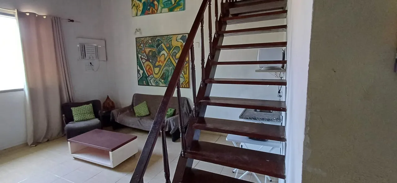 Furnished 1-bedroom loft with a real desk — photo 7