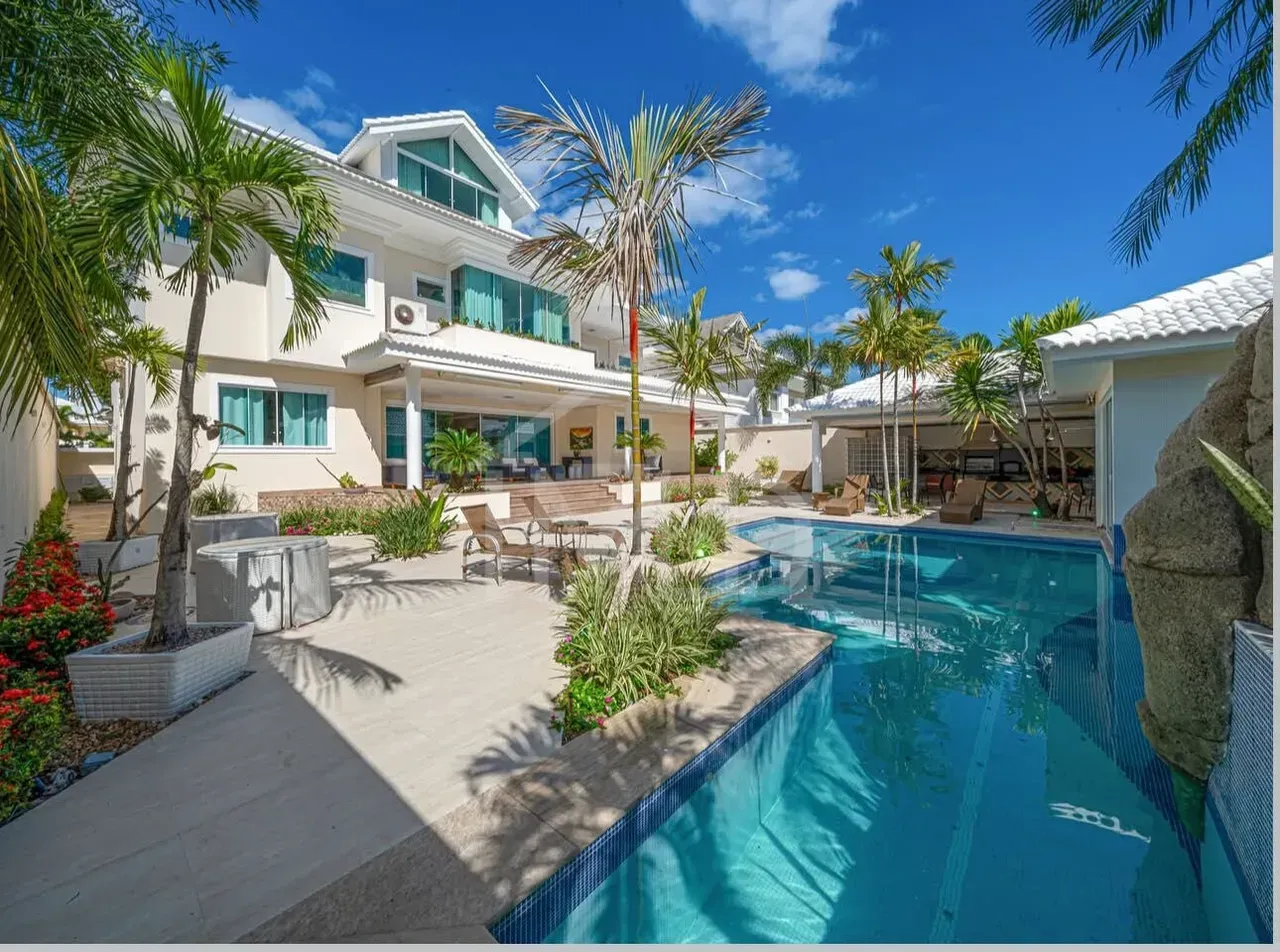 House with 5 bedrooms, 5 baths and 1000 m² — photo 2