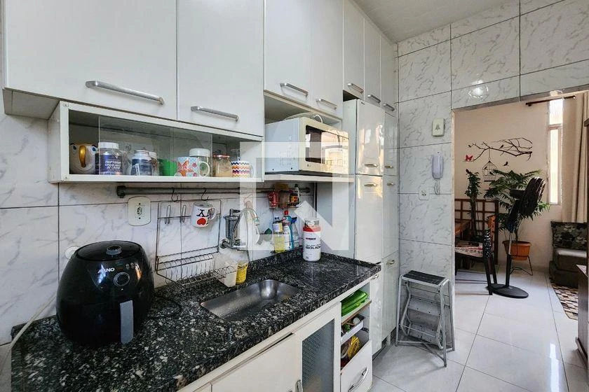 52 m² apartment with a home office and a washing machine — photo 5