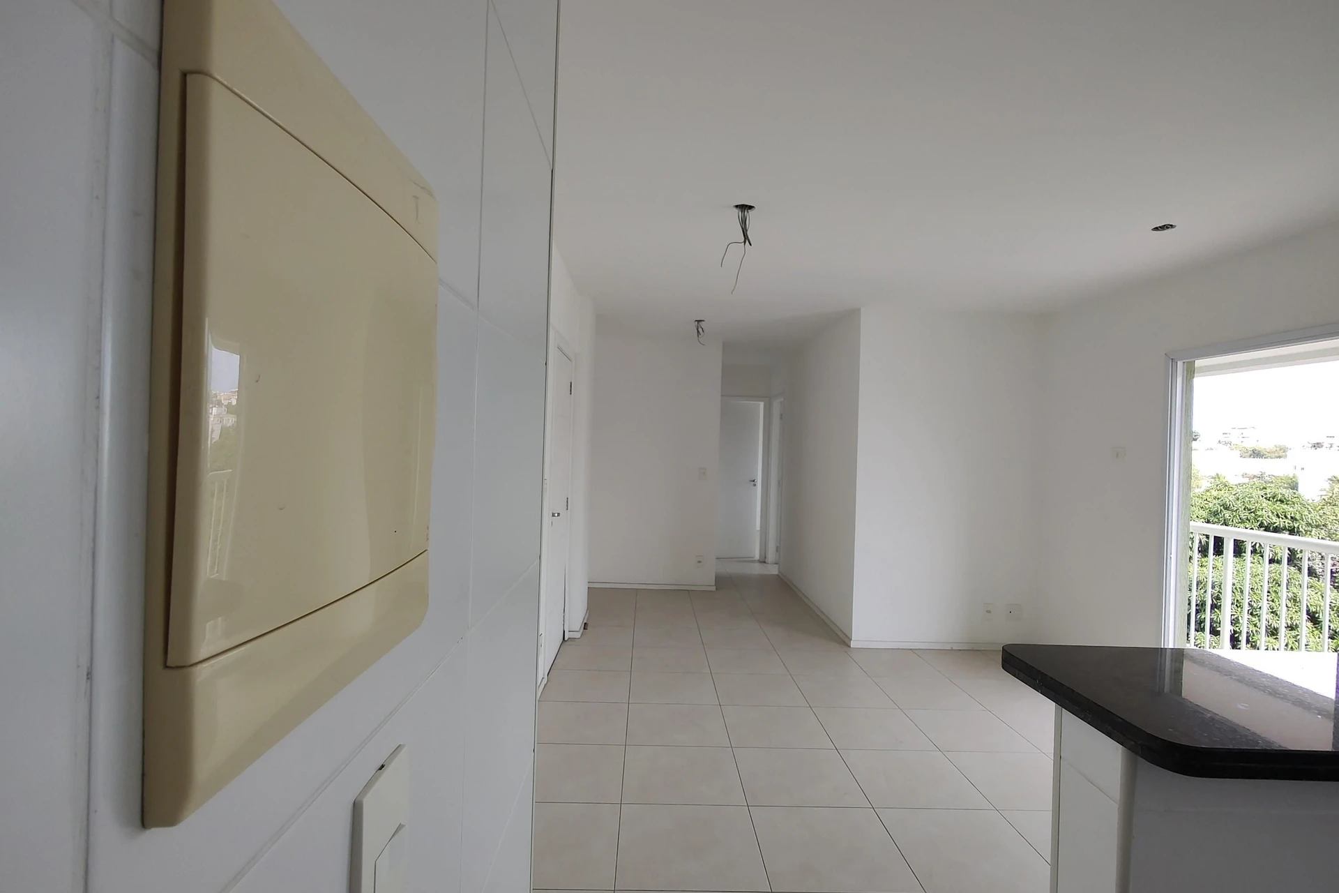 Apartamento sem mobília com 2 quartos e varanda — photo 10