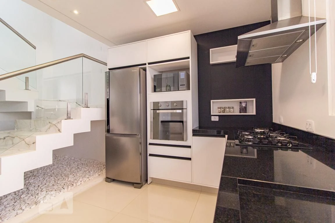 Furnished house, 220 m², with a grill on the balcony — photo 23