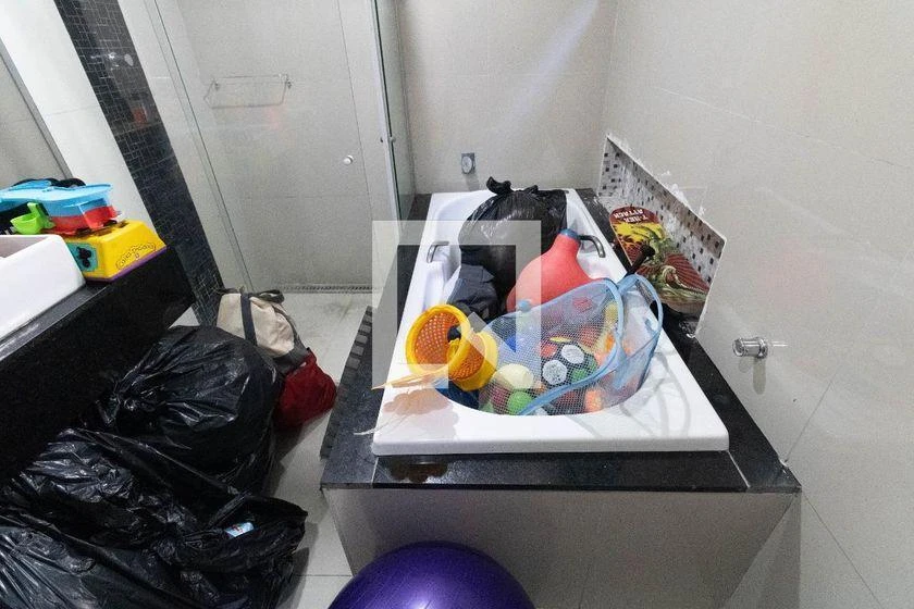Casa com 3 quartos e 2 banheiros, 160 m² — photo 41