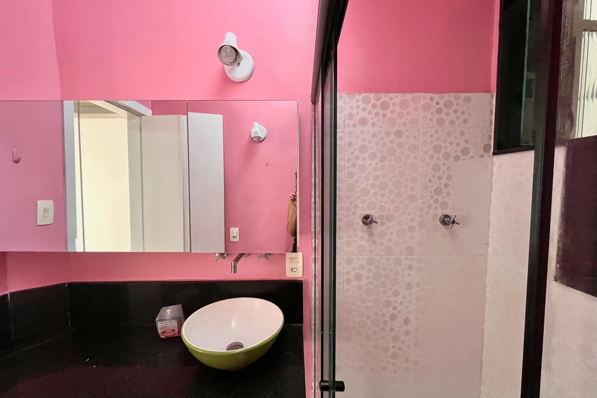 Apartamento sem mobília com 2 quartos e cozinha americana — photo 11