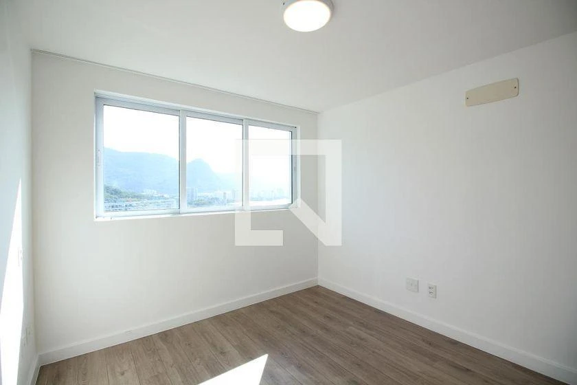 Apartment, 82 m², with floor-to-ceiling windows — photo 36