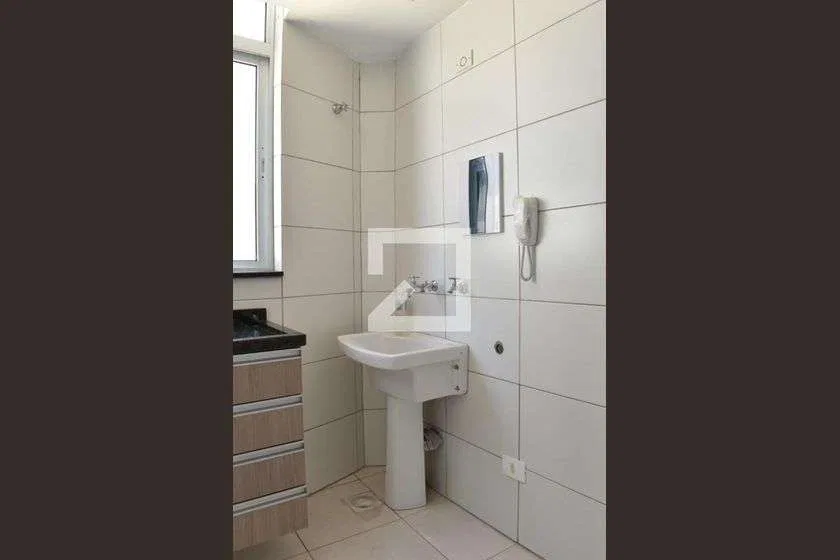 Немеблированная квартира с закрытой кухней и частным садом — photo 21