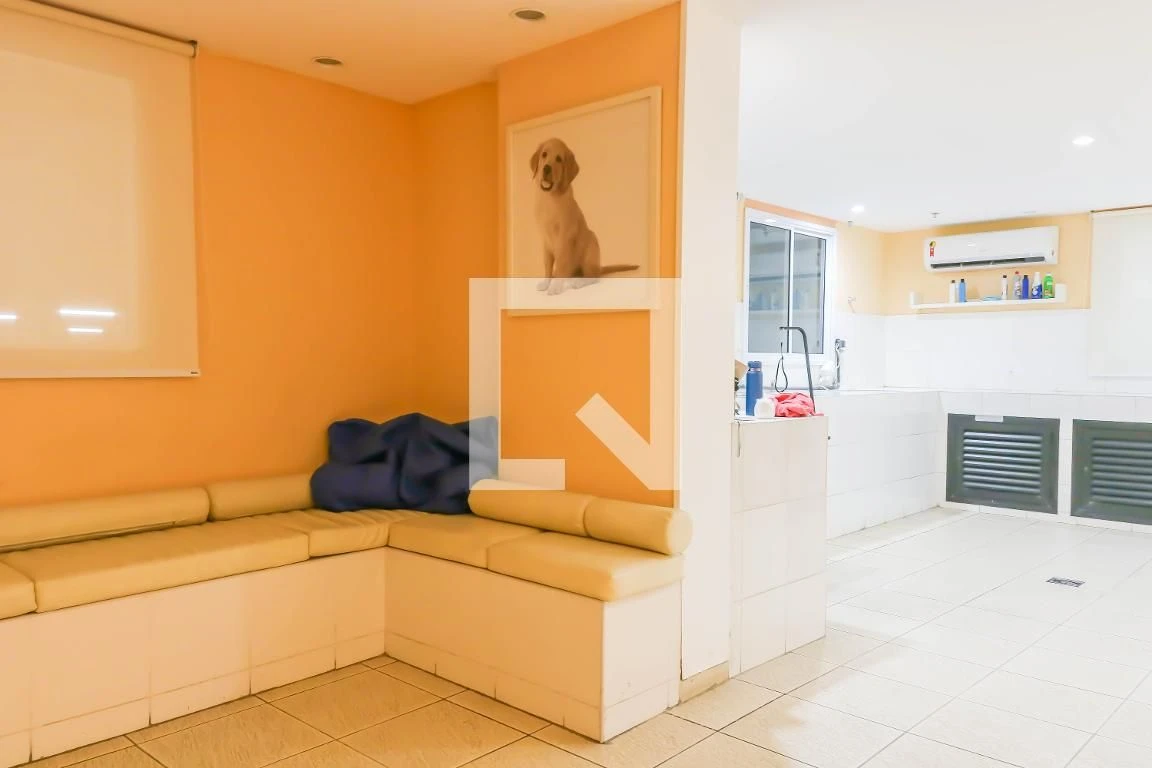 2-bedroom apartment with a home office — photo 45