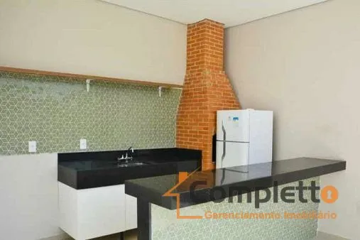 2-bedroom apartment in a building with a gym — photo 30