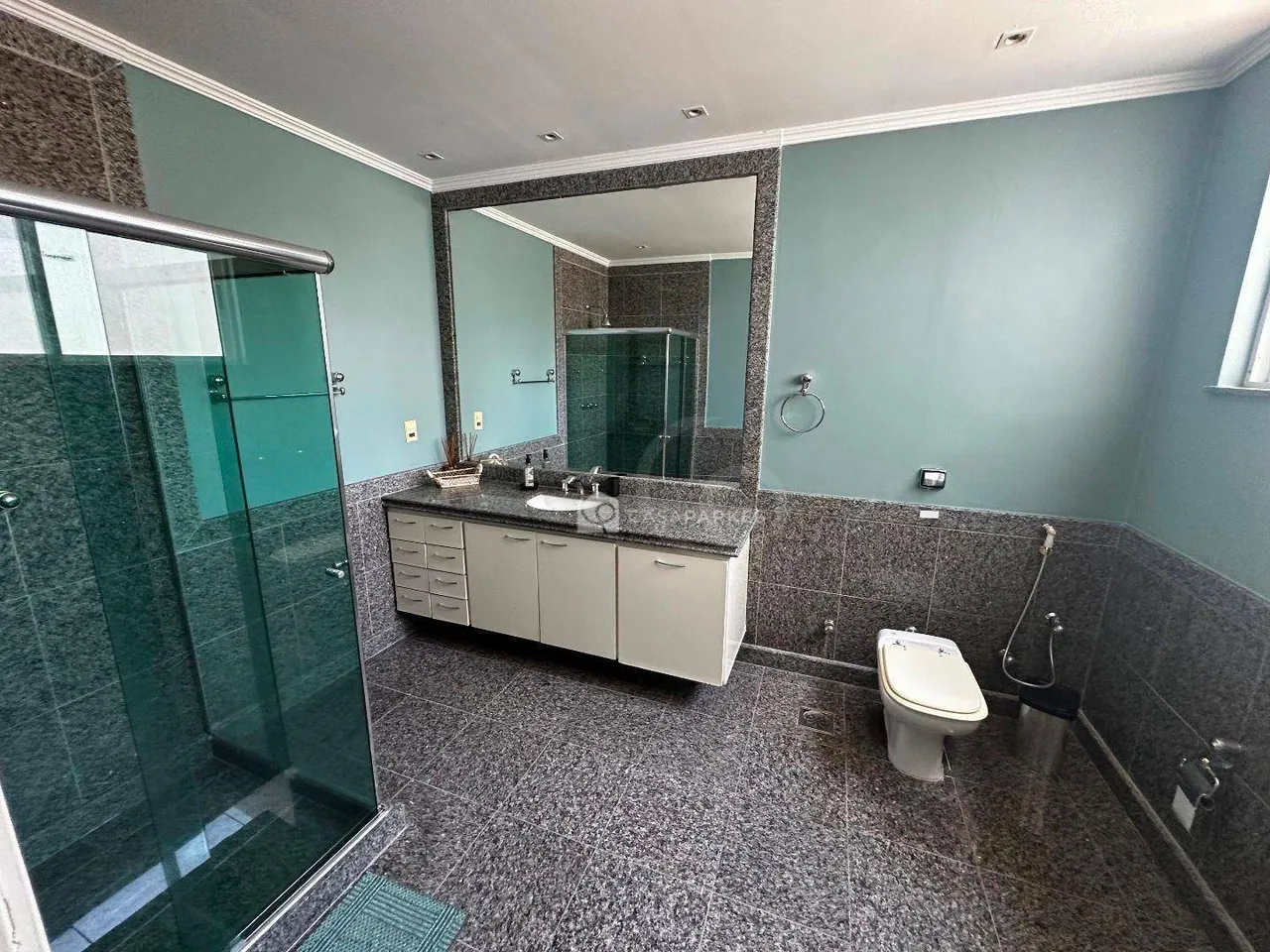 Furnished house with 5 bedrooms and 1200 m² gas kitchen — photo 17