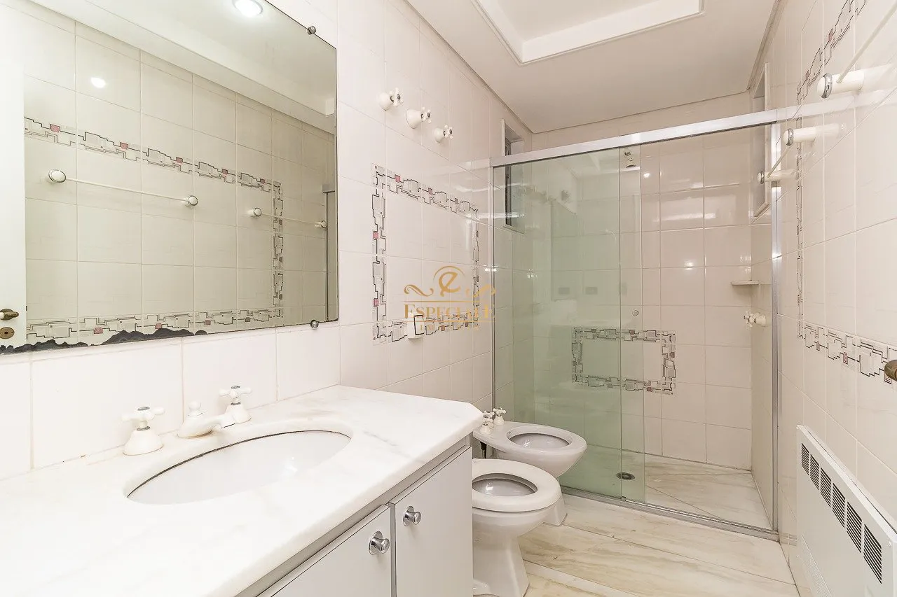 Apartamento de 379 m² com 4 quartos e 2 vagas — photo 35