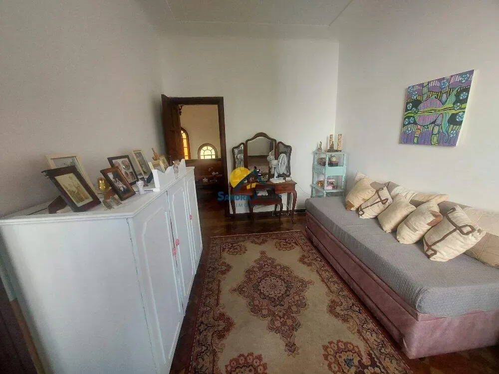 Furnished 700 m² house with 4 bedrooms and 2 en-suites — photo 24