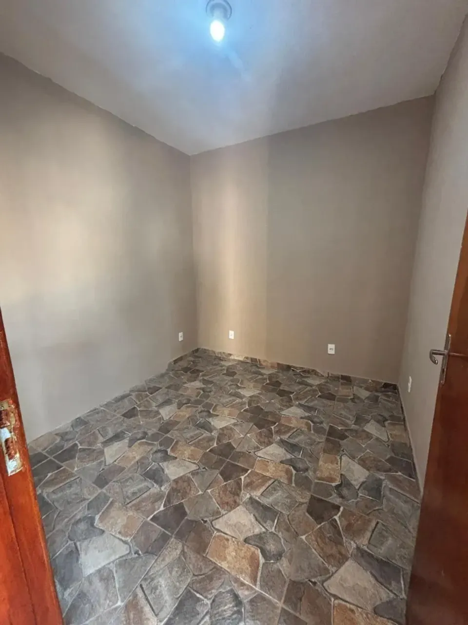 Casa sem mobília com 2 quartos e 1 vaga — photo 6