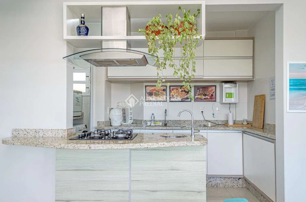 Furnished 260 m² apartment with 3 en-suite bedrooms — photo 2