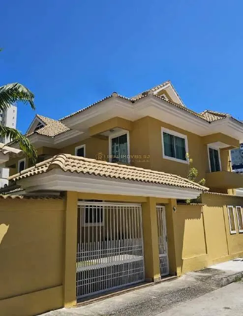 Furnished 600 m² house with 4 bedrooms and 5 bathrooms — photo 8