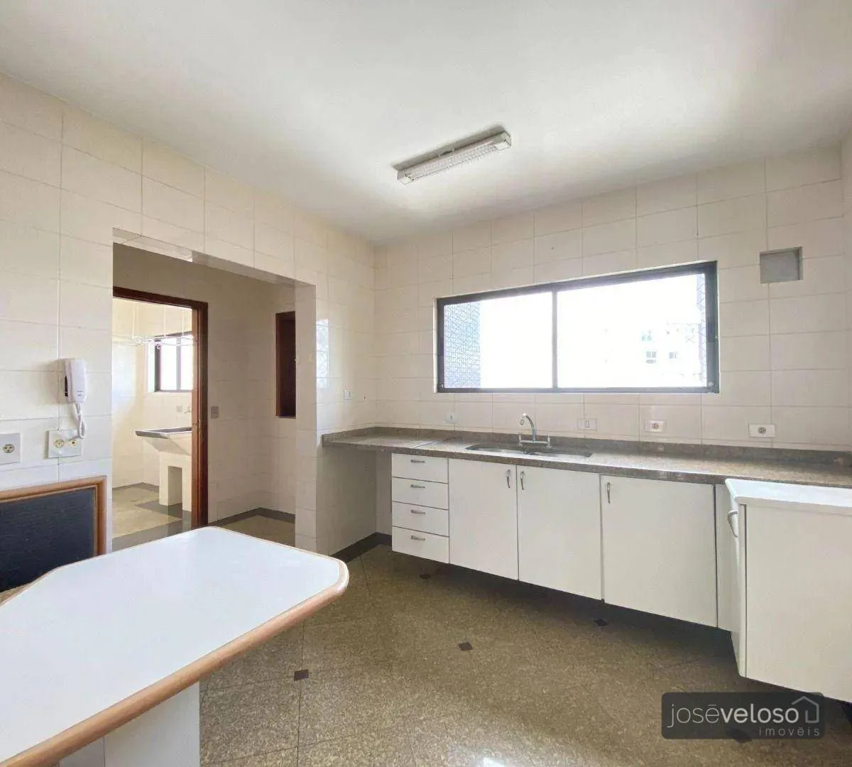 259 m² apartment with 4 bedrooms and private BBQ — photo 12