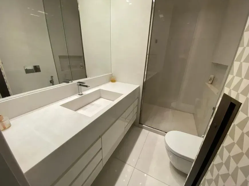 Apartamento sin muebles con 4 dormitorios y 5 baños — photo 49