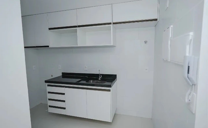 2-bedroom apartment with a suite and 64 m²