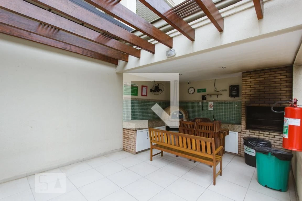 Floor-to-ceiling windows in a 2-bedroom apartment, 60 m² — photo 57