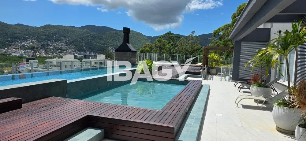 Furnished 133 m² apartment with 3 en-suite bedrooms — photo 5