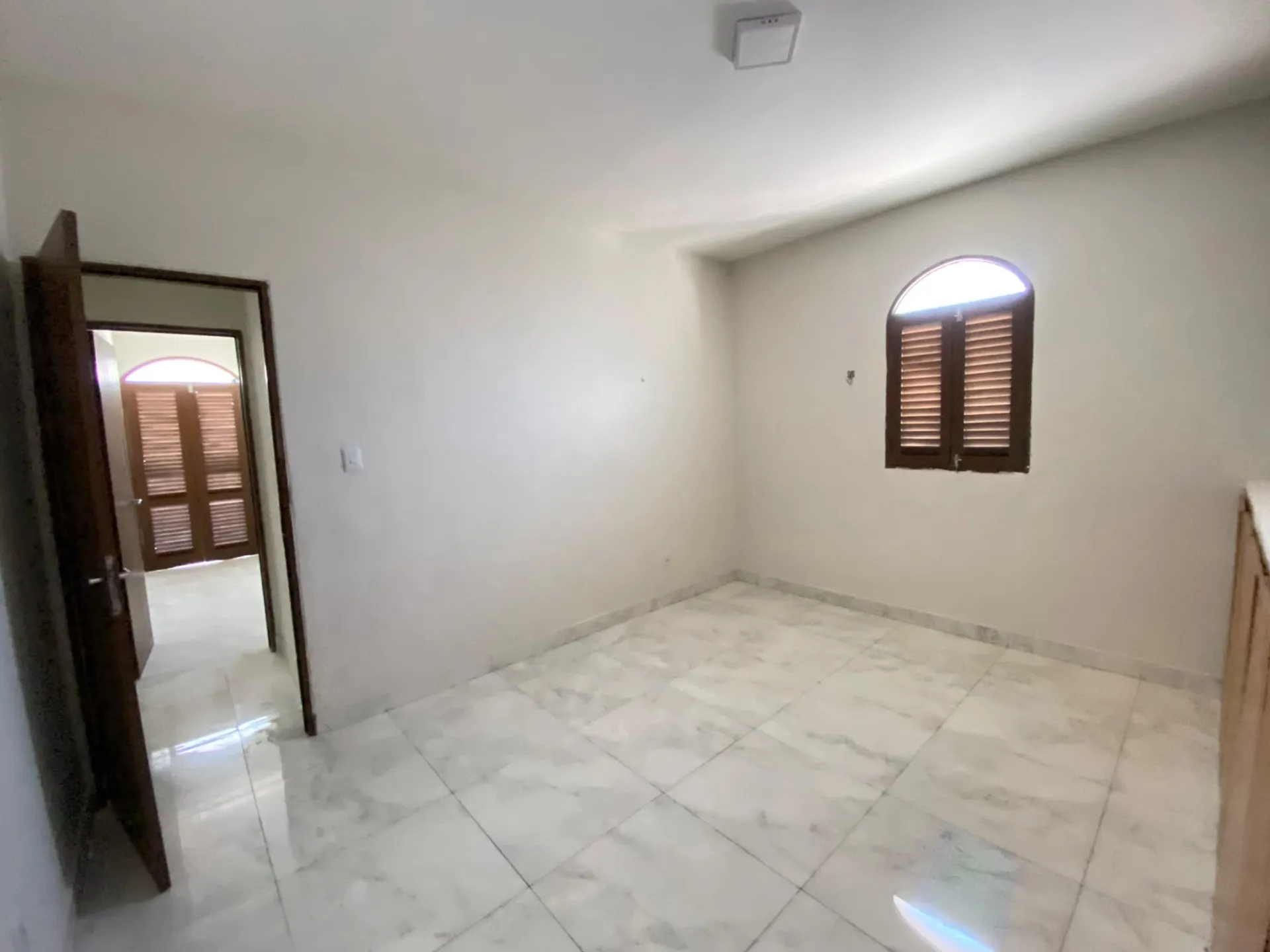 Гардеробная и 2 спальни: квартира 107 м² — photo 11