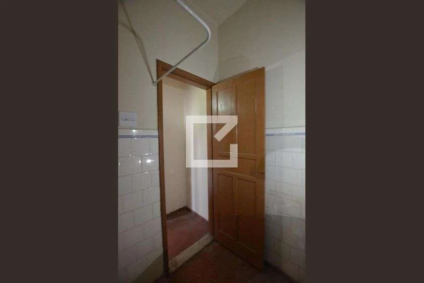 House with 1 bedroom and a separate kitchen at 100 m² — photo 8