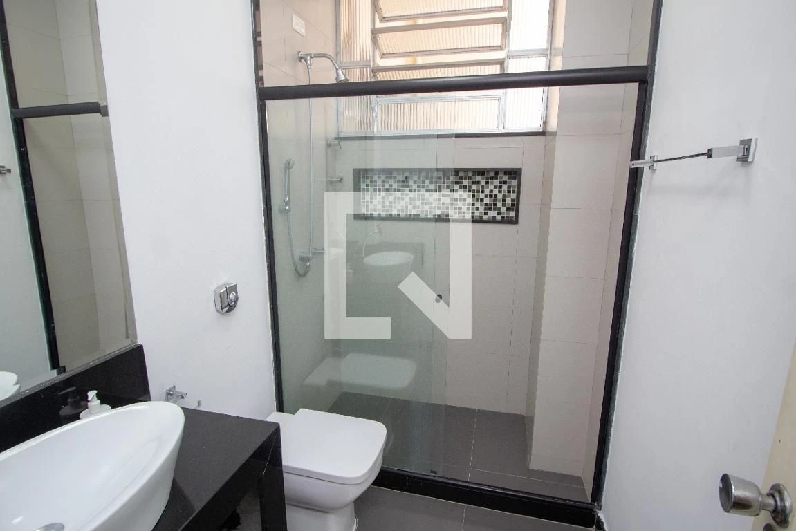 Furnished apartment with 3 bedrooms and 5 bathrooms — photo 9