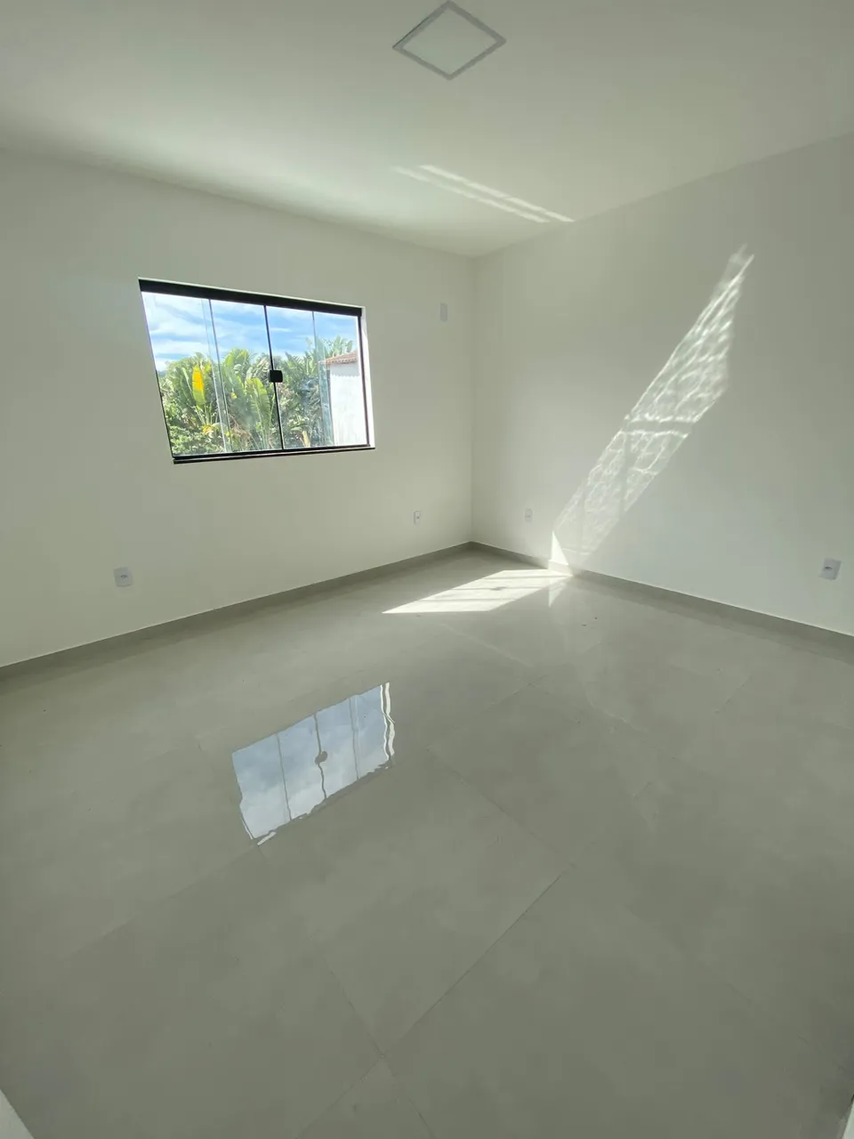 Unfurnished house with 2 bedrooms and 1 bathroom — photo 2