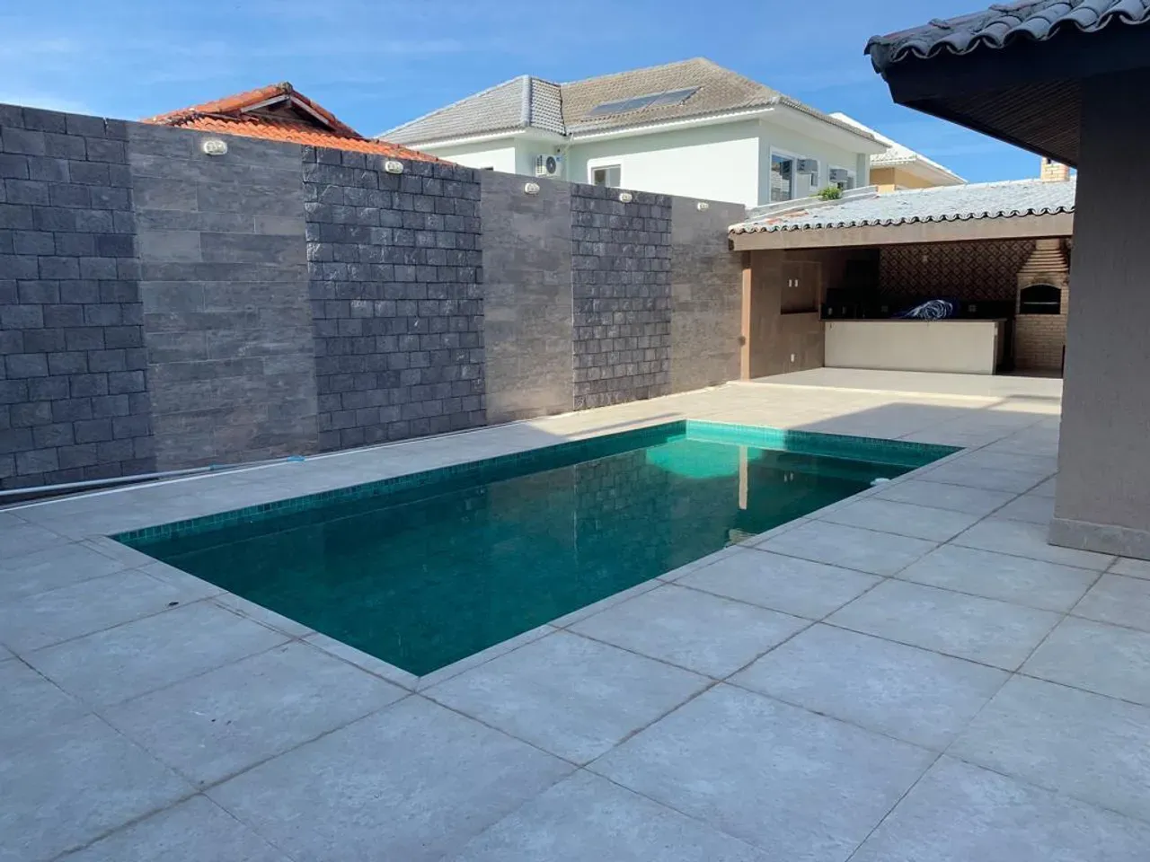 House, 450 m², with a private BBQ — photo 23