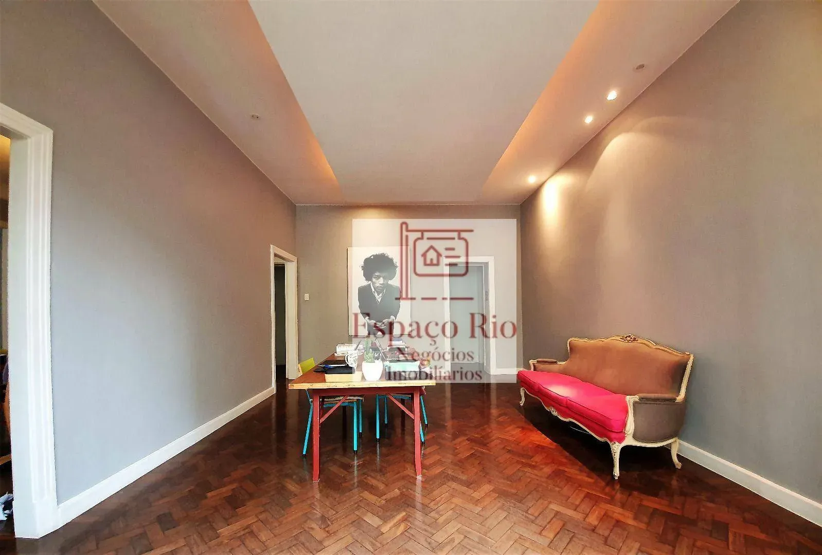 4-bedroom apartment with a home office in Rio de Janeiro
