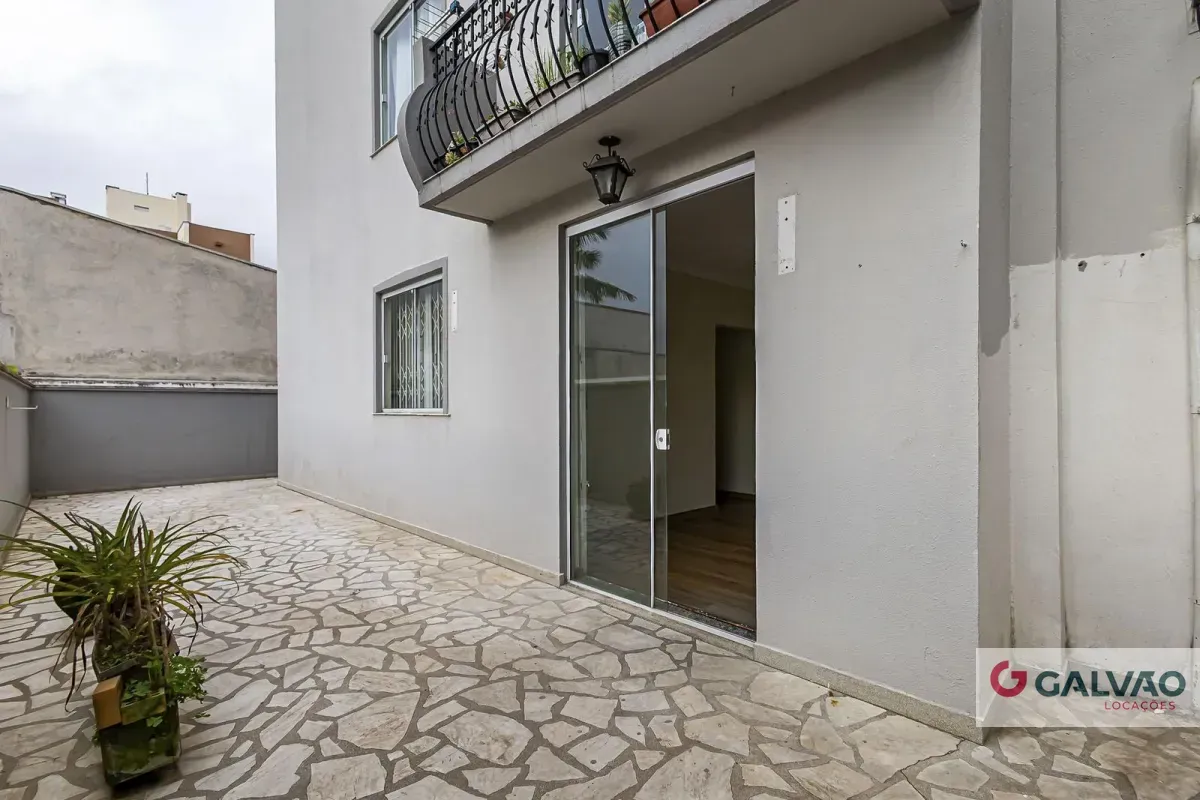 Ground-floor 108 m² apartment with 3 bedrooms and closed kitchen — photo 21