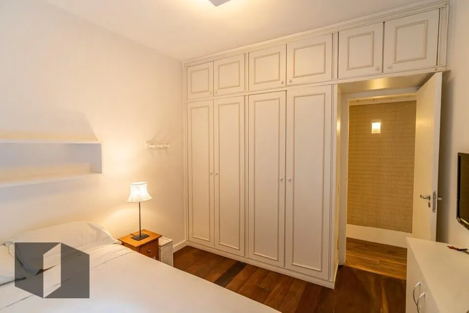Apartamento com 4 quartos e cozinha fechada a gás — photo 35