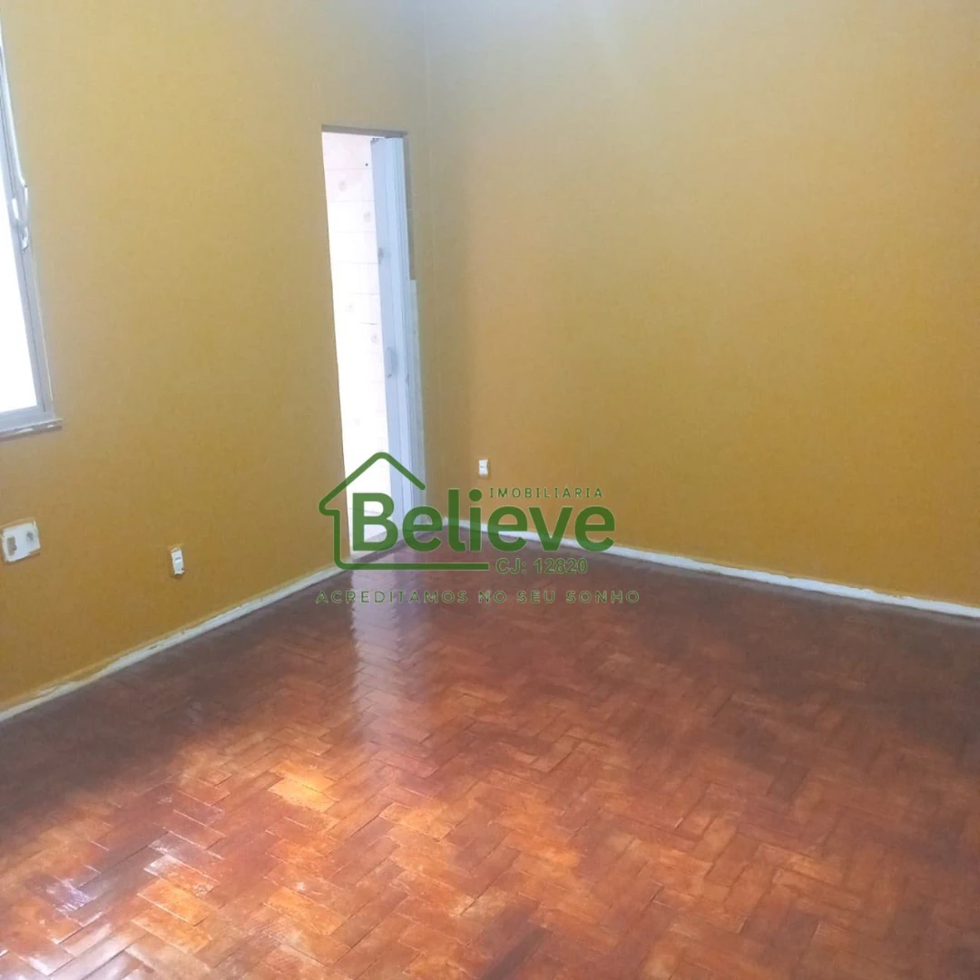 Casa, 42 m², com piso de madeira ou laminado — photo 11