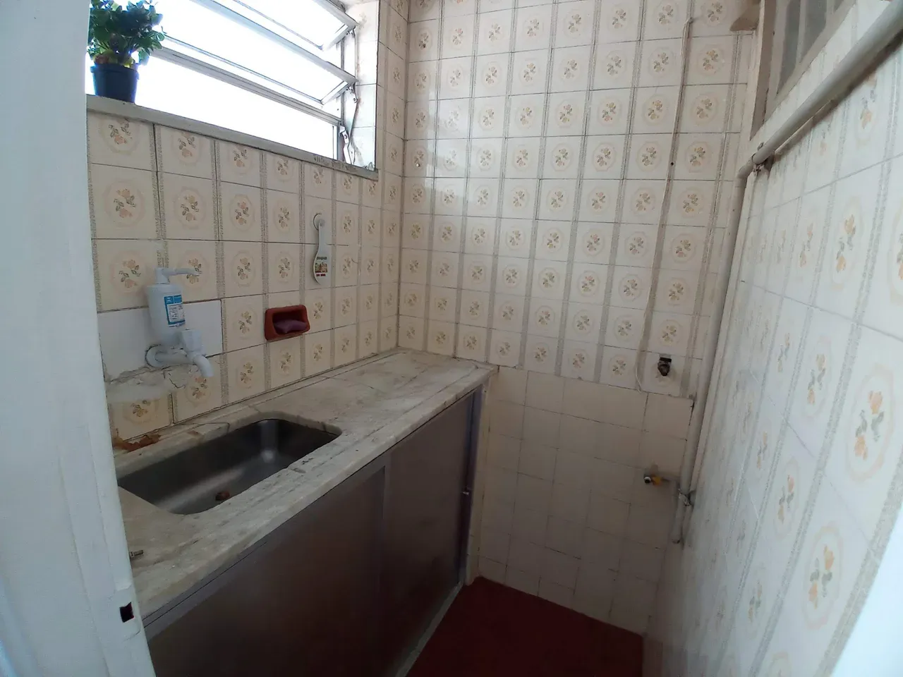 Monoambiente con piso de madera o laminado en Rio de Janeiro — photo 20
