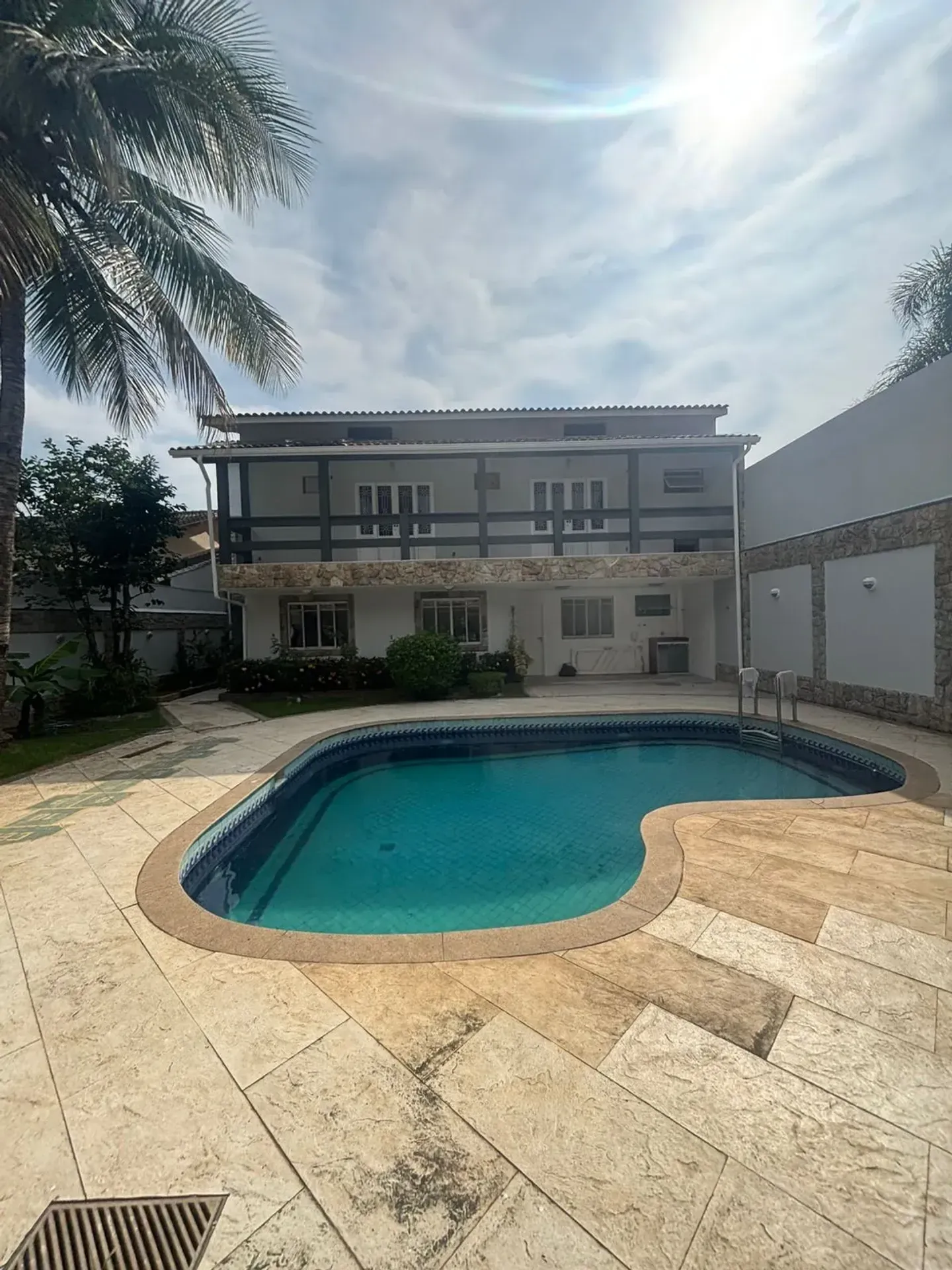 Apartment with 4 bedrooms, balcony and 500 m² — photo 4