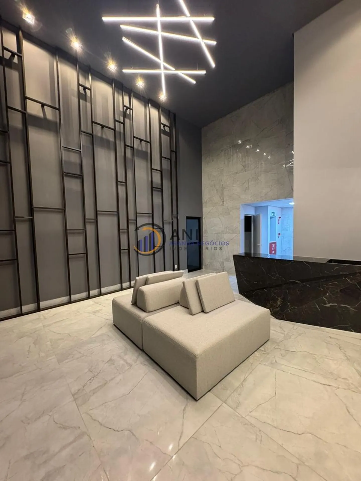 10th-floor apartment with 2 bedrooms and a balcony