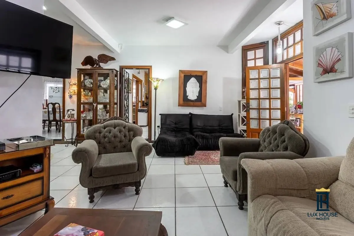 Furnished house with 5 en-suite bedrooms — photo 9