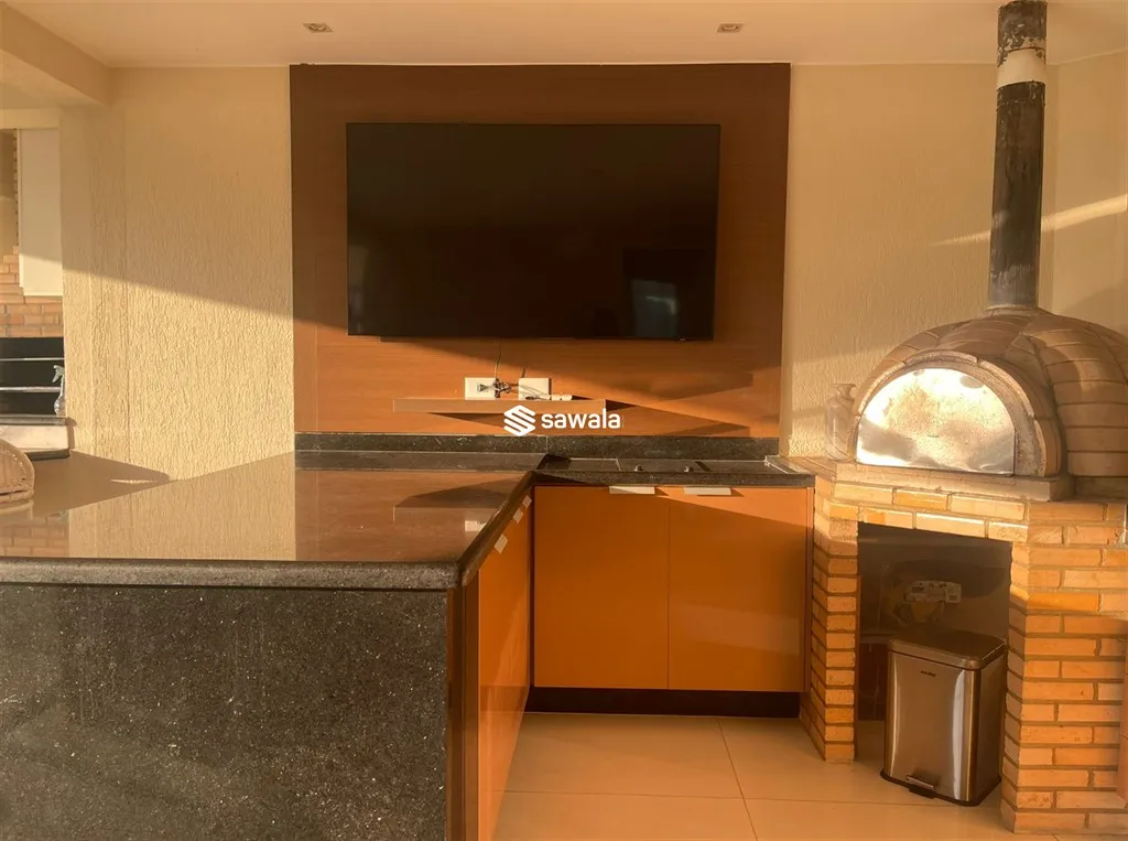 Furnished duplex penthouse with 4 bedrooms and 235 m² — photo 36