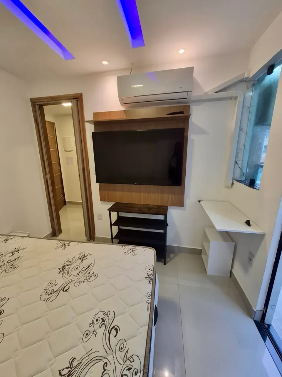 Furnished 1-bedroom apartment with balcony — photo 8