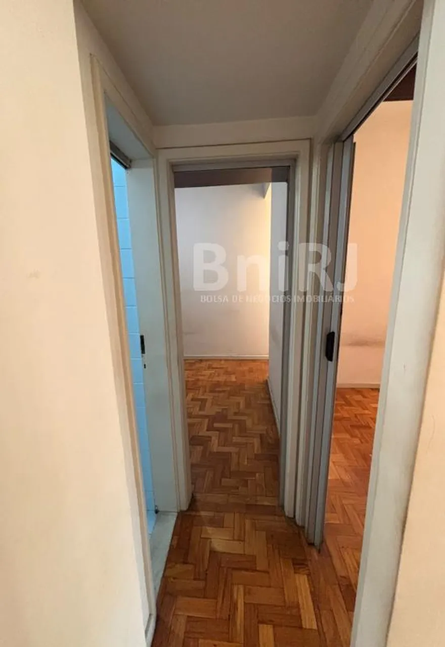 Apartment with 2 bedrooms and built-in wardrobes — photo 20