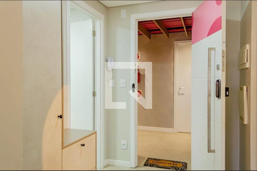 Furnished studio kitnet with kitchen-dining open plan — photo 20