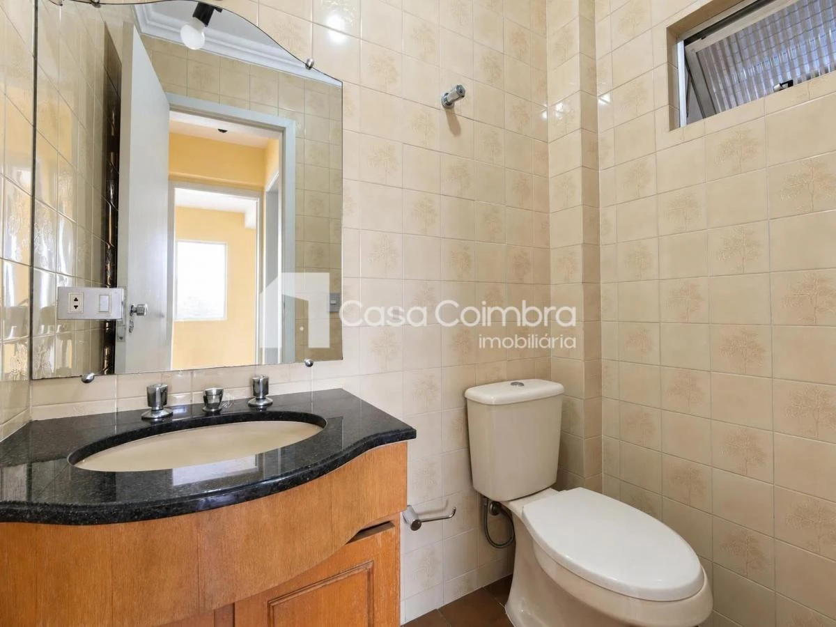 Apartment, 66 m², with wood or laminate floors — photo 11