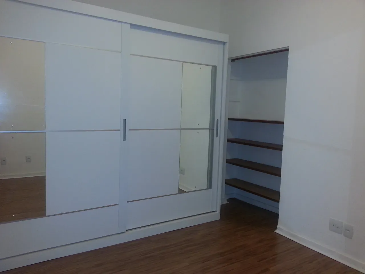 Apartment, 80 m², with wood or laminate floors — photo 15
