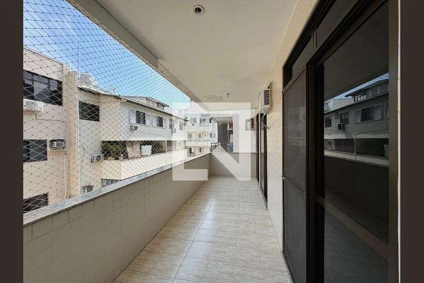 4-bedroom apartment with a balcony and 180 m² — photo 28