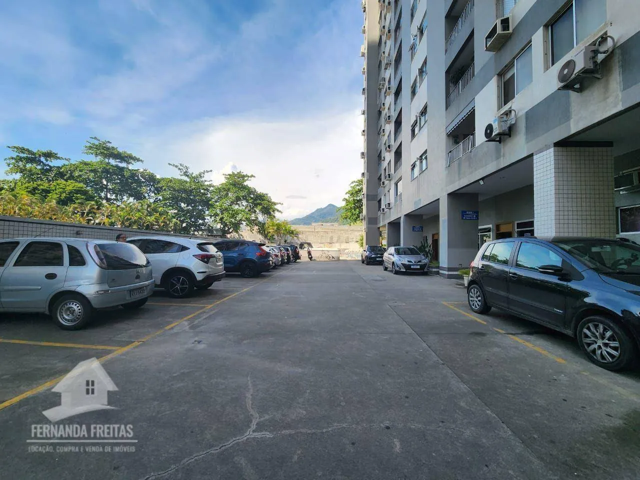 197 m² apartment on the 22nd floor with a private garden — photo 18
