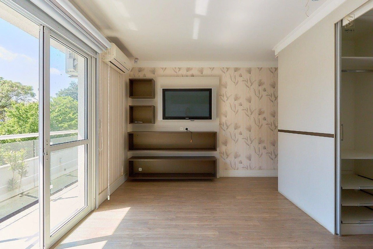 Private BBQ in a 3-bedroom house, 215 m² — photo 26