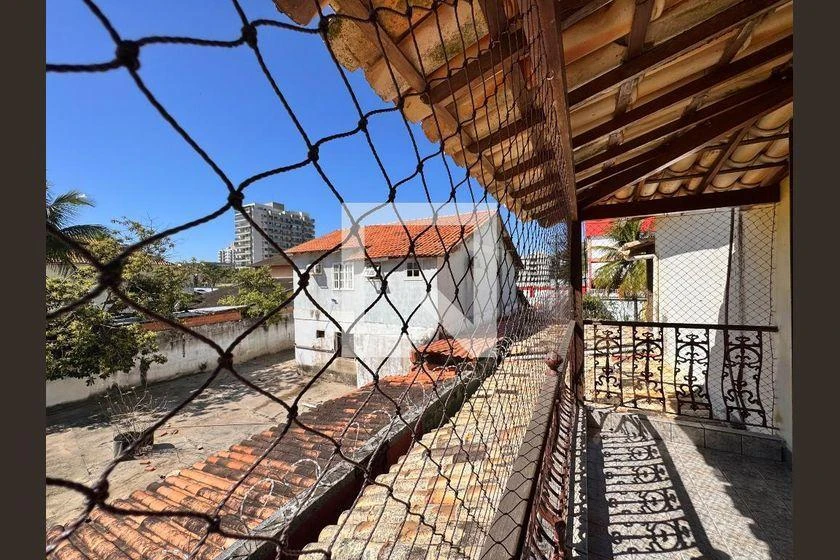 Casa amueblada con 4 dormitorios y balcón, 358 m² — photo 31
