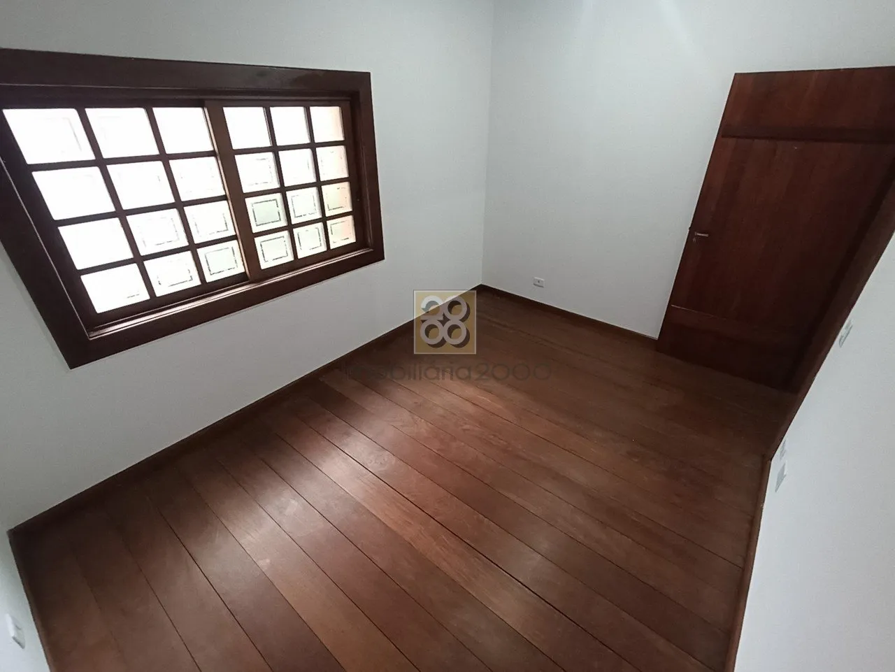 Casa, 187 m², com banheira — photo 7