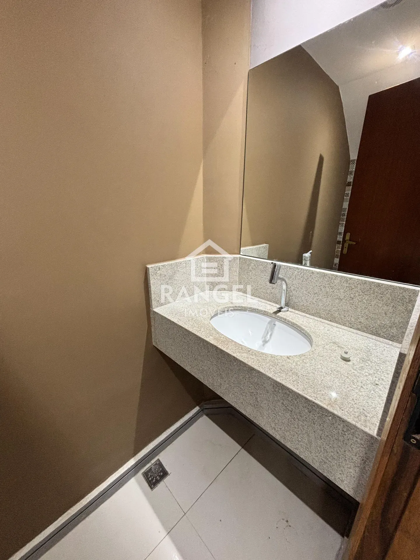 Casa com 2 quartos e 3 banheiros em condomínio fechado — photo 9
