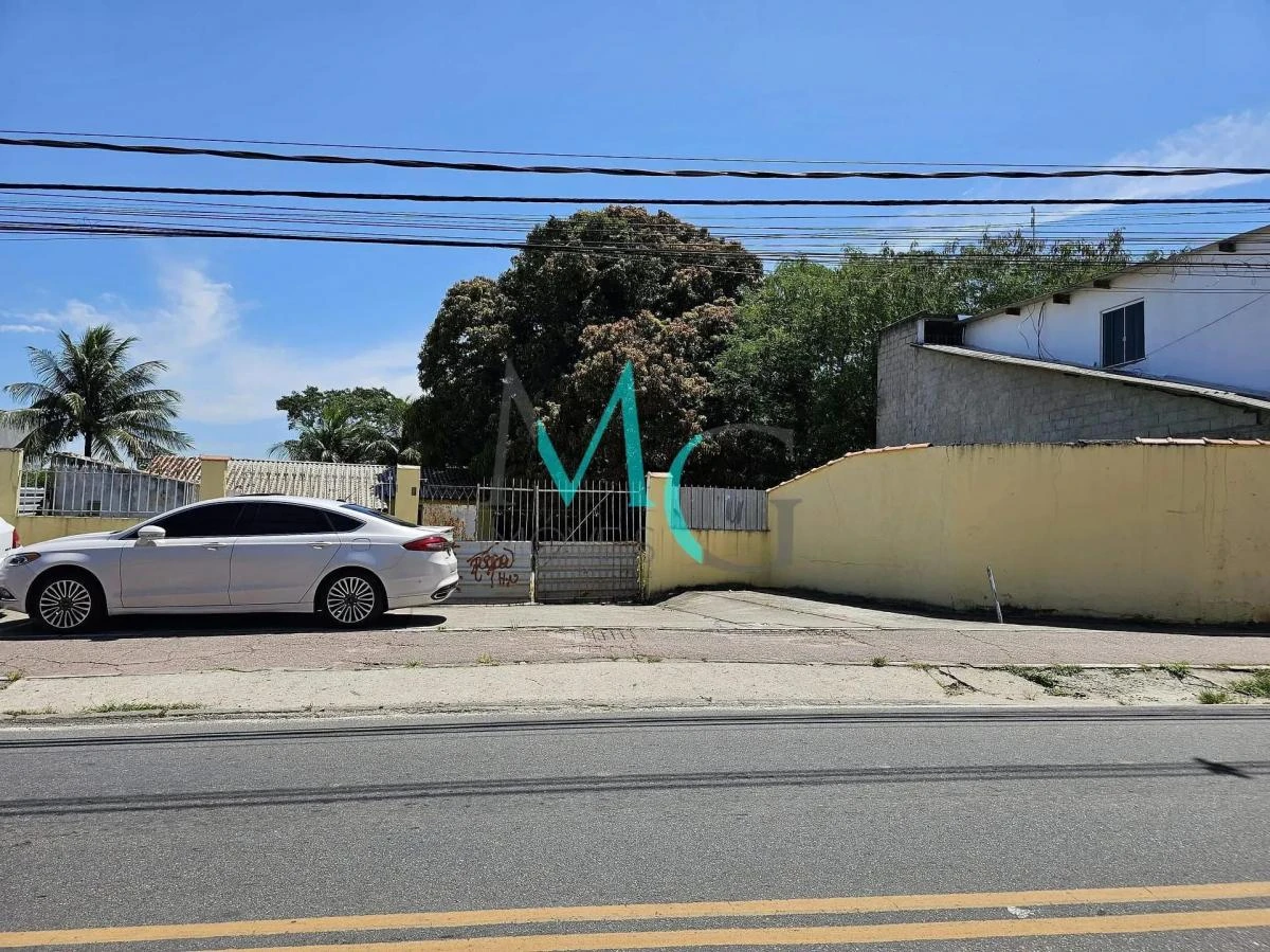 Casa ampla sem mobília com 720 m², 1 quarto e 4 banheiros — photo 23