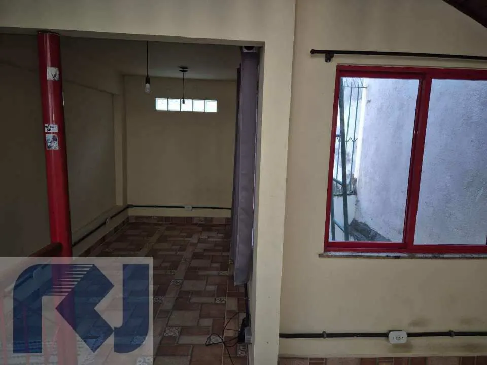 Unfurnished house with 1 bedroom, 3 bathrooms, 1 parking — photo 15