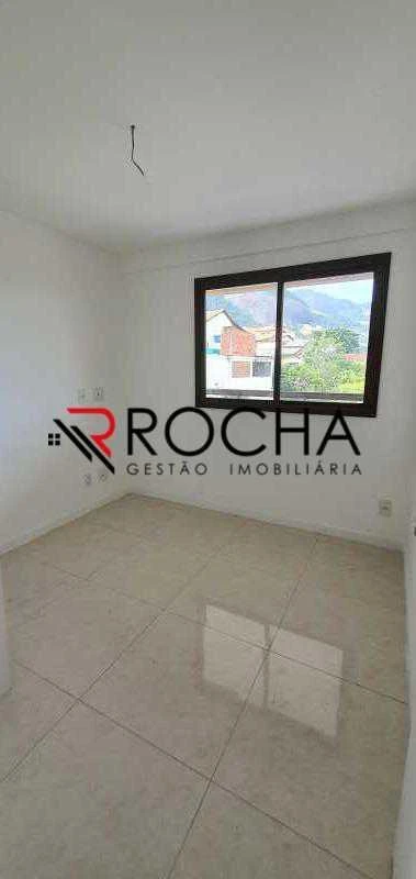 Furnished 4-bedroom apartment with balcony grill — photo 10